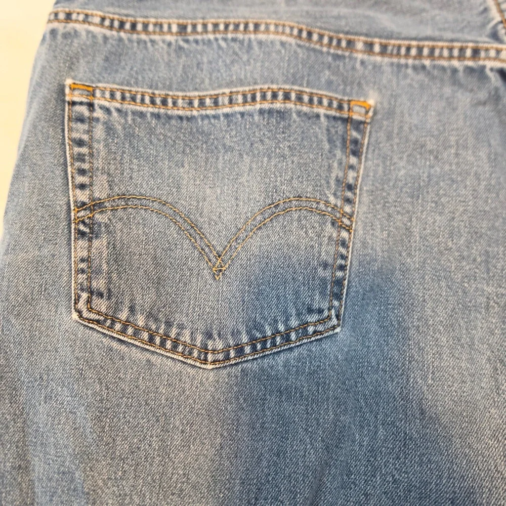 Levis 505 Straight Fit Jeans Mens 48x27 Blue Medium Wash Excellent Classic Denim